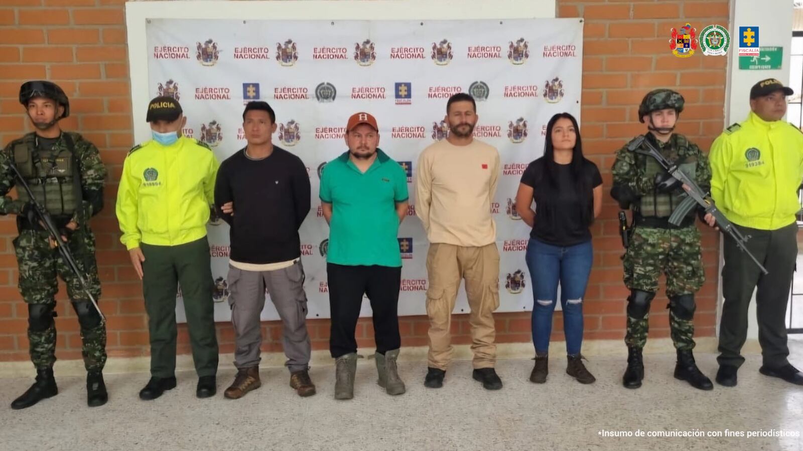 Disidentes de las Farc capturados en vehículos de la UNP. Foto: Fiscalía