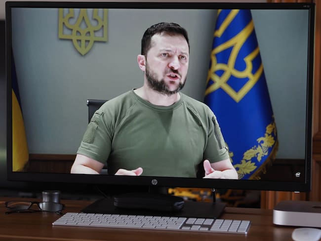 Presidente de Ucrania, Volodímir Zelenski, despide a 28 miembros de servicio secreto
