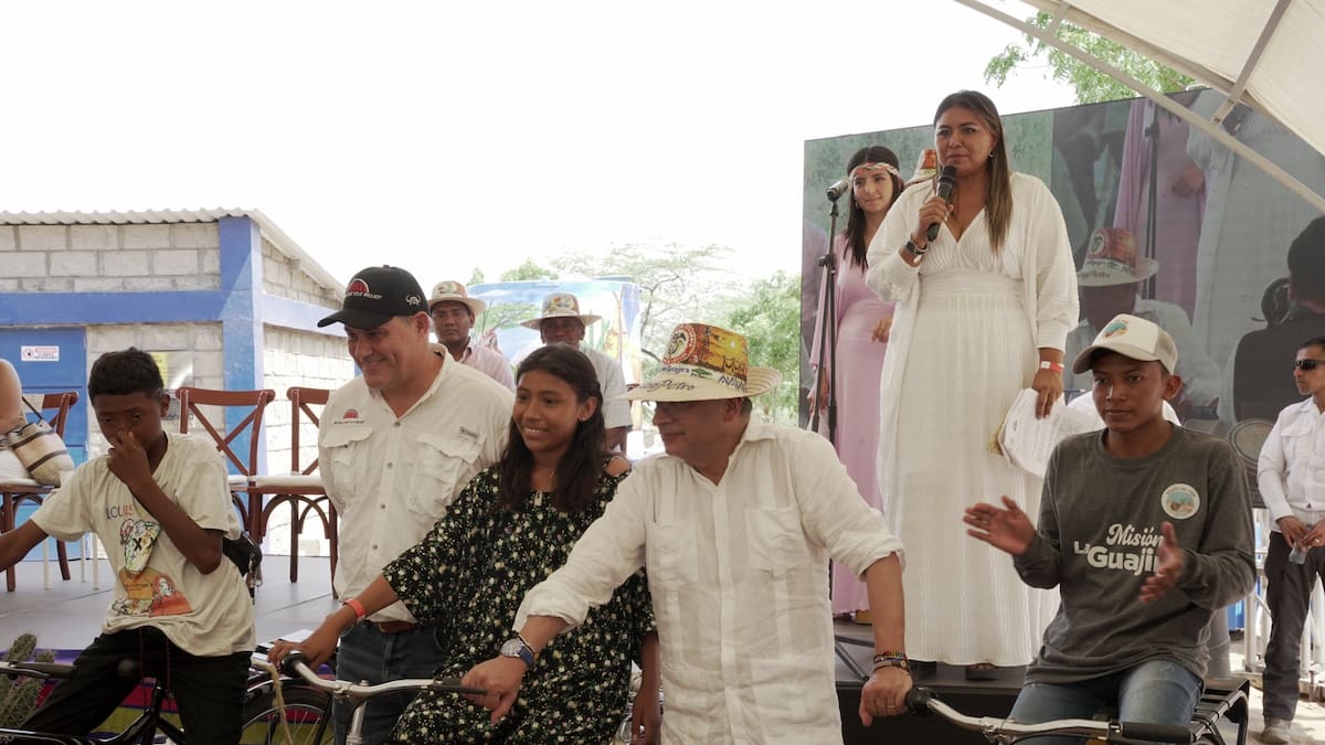 La prioridad de las Fuerzas Militares en La Guajira es cuidar el agua: presidente Petro