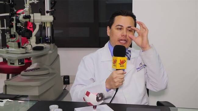 Leonardo Orjuela, Optómetra especialista en Prótesis Oculares de la Clínica Clofán.