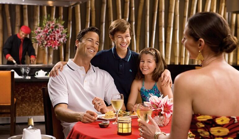 Deja el mundo atrás y sueña en familia. Foto: amresorts.com