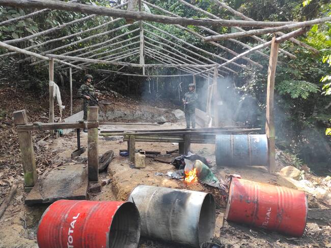 Destruyen seis laboratorios para el procesamiento de coca en Córdoba y Antioquia. Foto: Ejército.