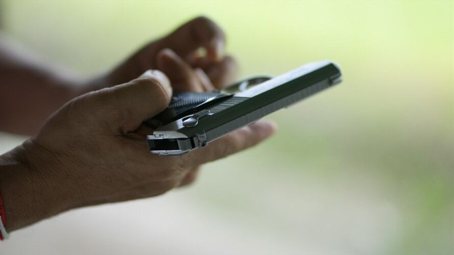 El artículo 34 del Código Penal establece que la legítima defensa se registra en siete casos puntuales para un ciudadano. Foto: Getty Images