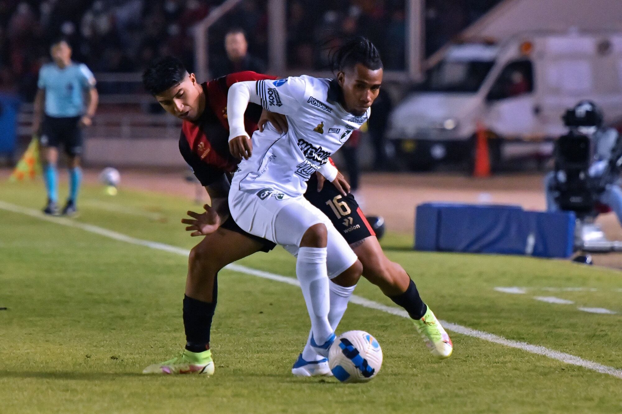 Deportivo Cali vs. Melgar. (Photo by DIEGO RAMOS/AFP via Getty Images)