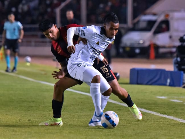 Deportivo Cali vs. Melgar. (Photo by DIEGO RAMOS/AFP via Getty Images)