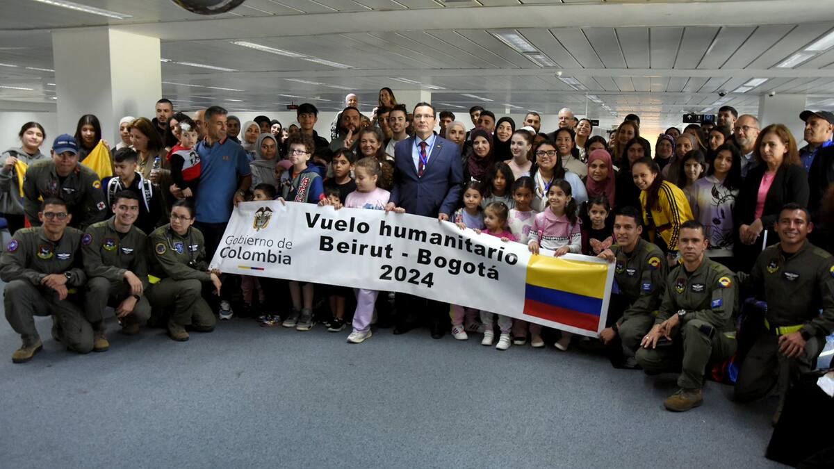 Llegaron a Colombia los 117 connacionales repatriados desde el Líbano