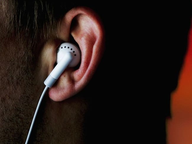 Vicepresidente de productos de waverly labs da a conocer los audífonos traductores