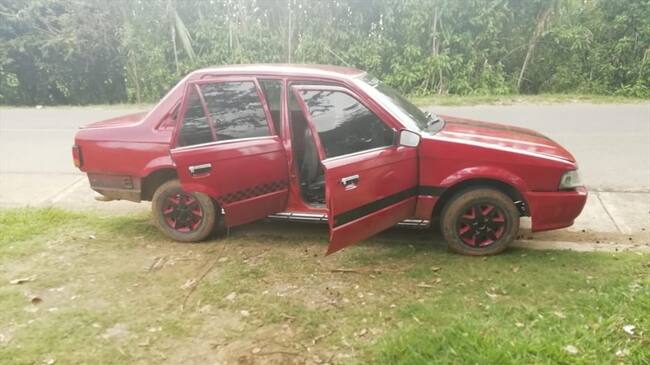 Desactivan ‘carro bomba’ en la vía Corinto-Caloto, Cauca. Foto: Cortesía Sucesos Cauca