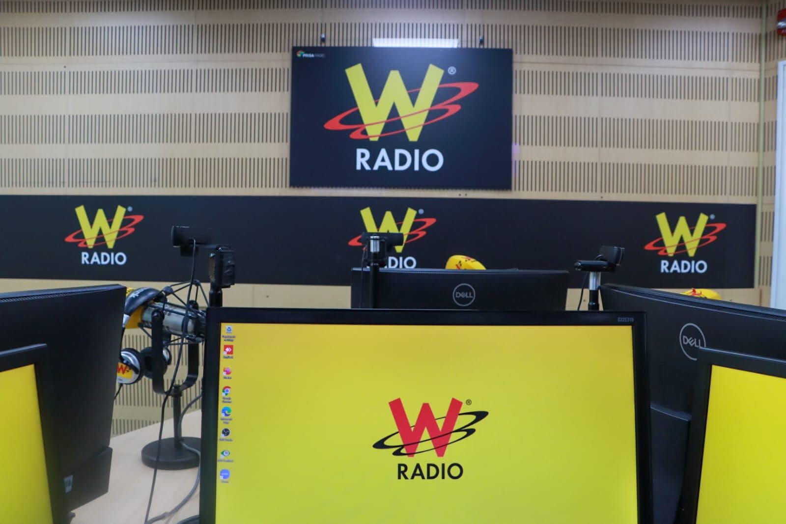 W Radio.