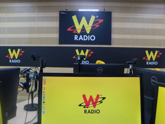 W Radio.