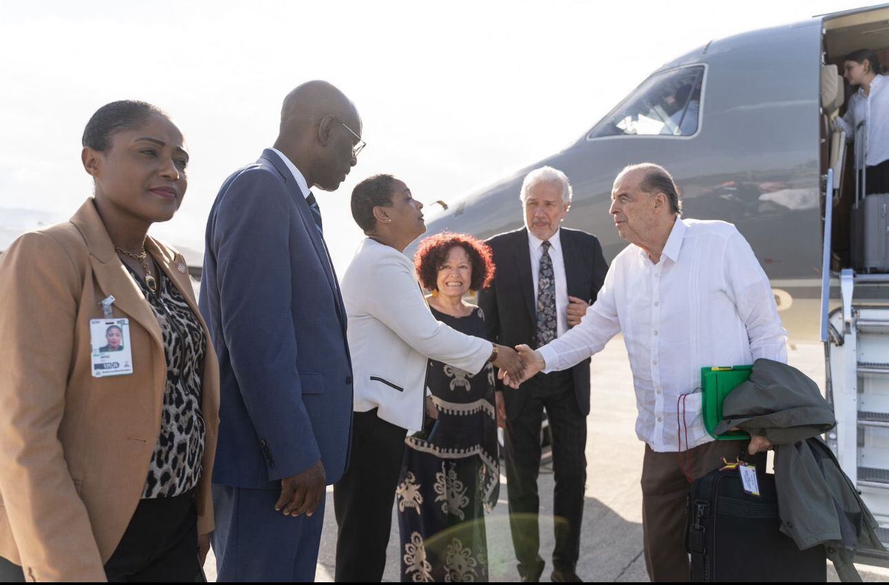 Canciller Álvaro Leyva. Foto: Cancillería