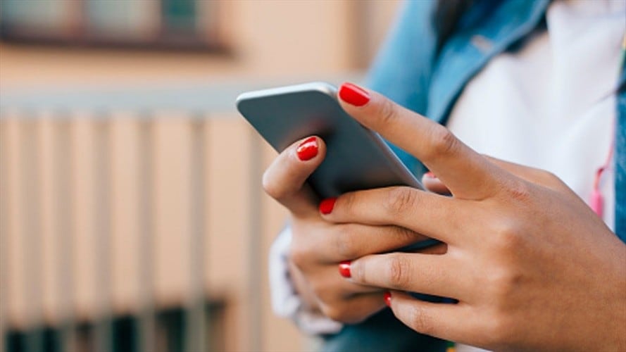 Según estudio, la adolescencia ahora sería hasta los 24 años. Foto: Getty Images