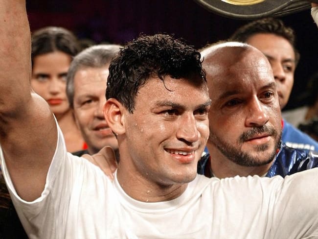 La política es más dura y violenta que el boxeo: Acelino Freitas