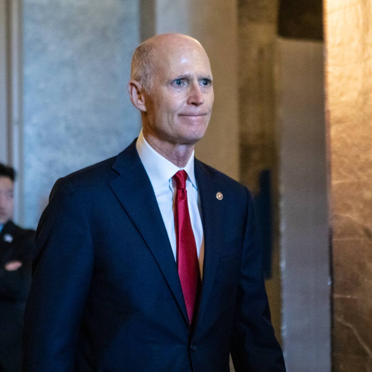 Estoy muy preocupado por la democracia de Colombia: Rick Scott, senador de EE.UU.