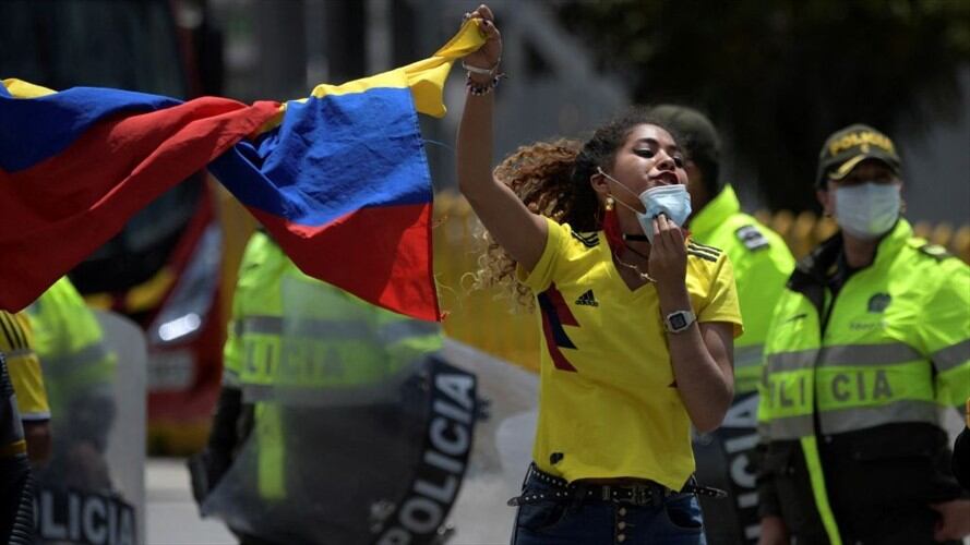 La encuesta indagó sobre el paro nacional, las clases de religión en colegios públicos, la Copa América y la resolución del proyecto Hidroituango. Foto: Getty Images / RAUL ARBOLEDA