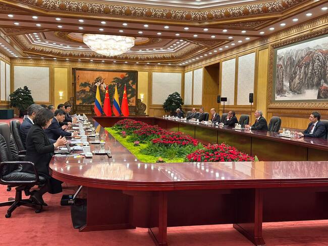 Colombia y China firmaron acuerdos en tecnología, ciencia, cultura y educación