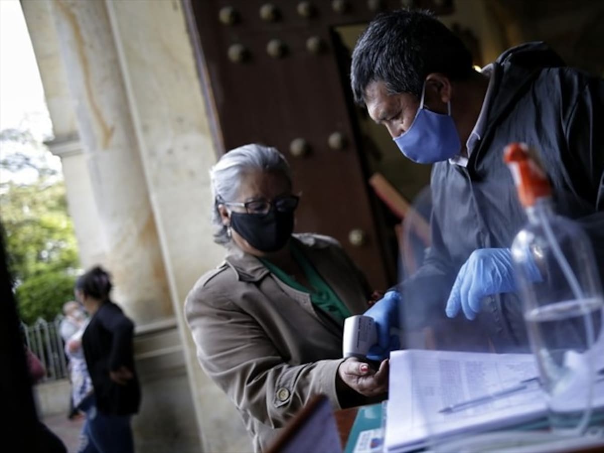 Colombia registra 7.515 nuevos casos de COVID-19; cifra de fallecidos alcanza los 35.677