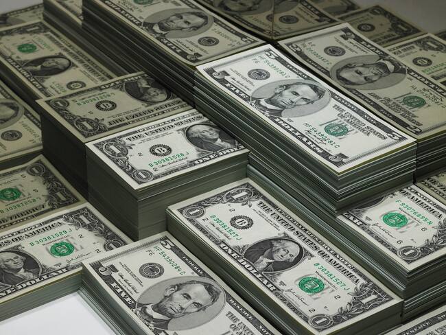 ¿Por qué el Gobierno espera que el dólar cierre el año en $4.640?
