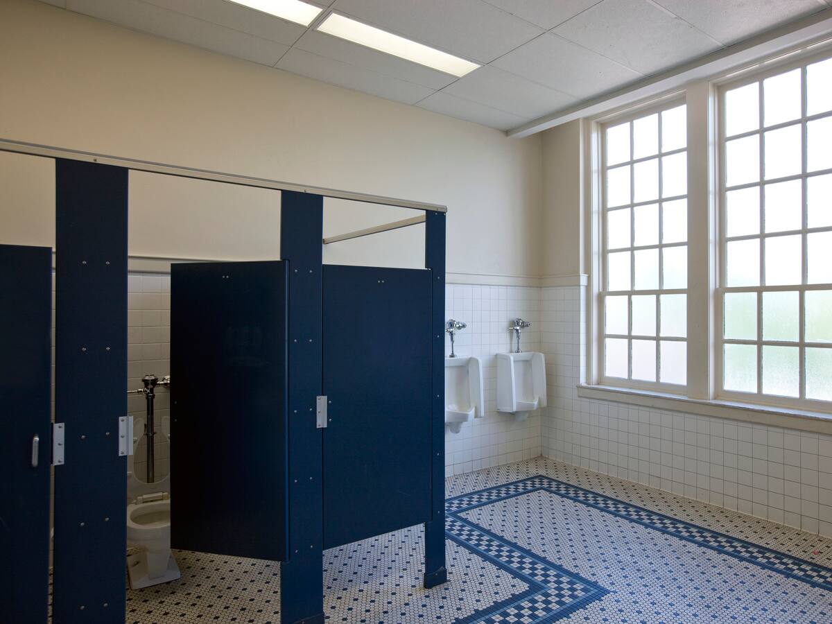 Zúrich introducirá baños sin distinción de género en sus escuelas