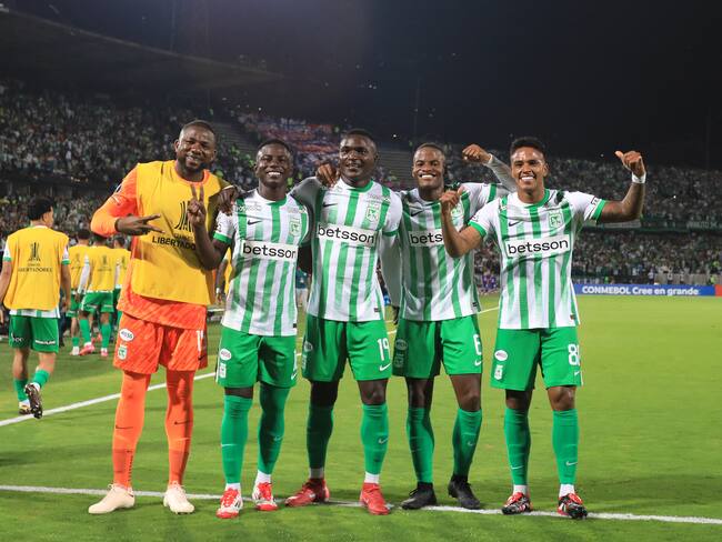 Atlético Nacional en la Copa Libertadores 2025. (Photo by JAIME SALDARRIAGA/AFP via Getty Images)