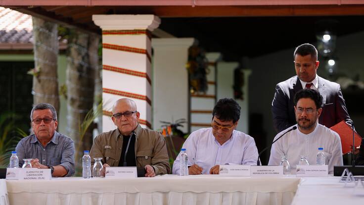 Se pausa la mesa de negociación de paz con ELN en Cuba