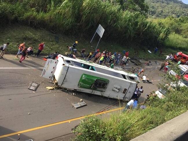 Nueve fallecidos deja accidente de bus en el que viajaba equipo de baloncesto del Darién. Foto: Erika Rebolledo