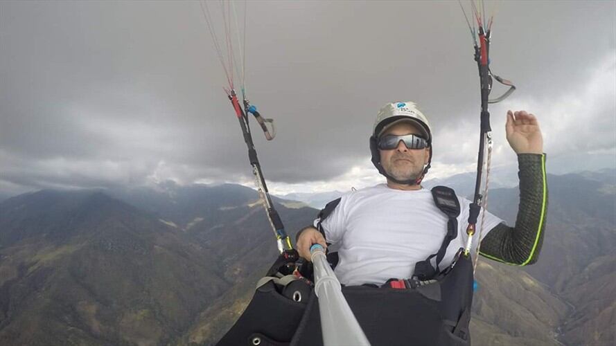 Octavio Agudelo Escobar, un parapentista de 54 años de edad, ha fallecido tras precipitarse al suelo. Foto: Erika Rebolledo