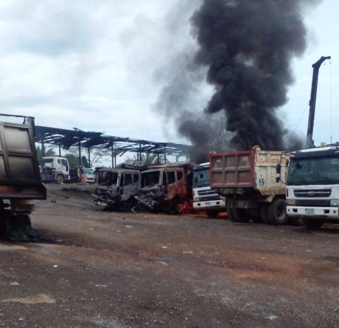Incendio en vía Pelaya - Curumaní. Foto: Suministrada