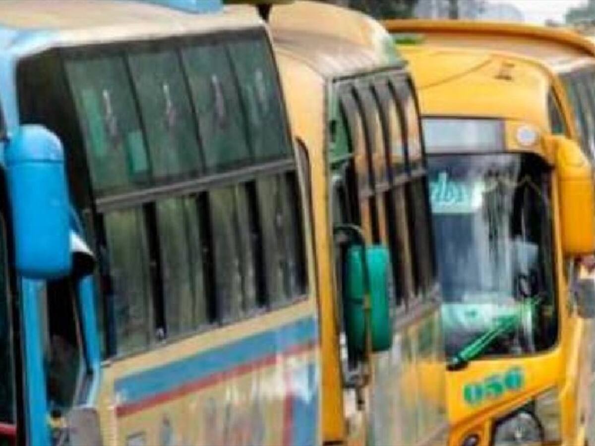 Inició el paro de transportadores y taxistas en Bucaramanga