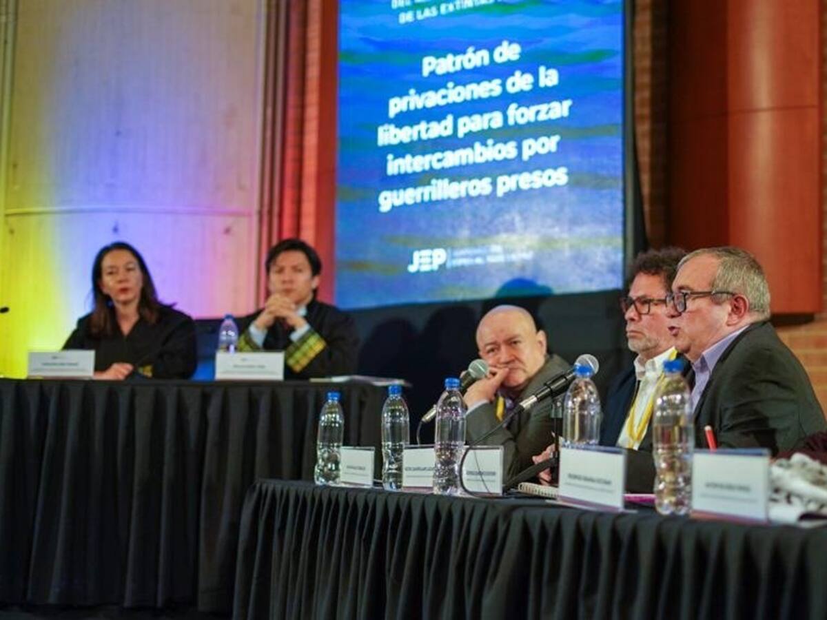 En vivo: exjefes de Farc reconocen responsabilidad por secuestros ante la JEP