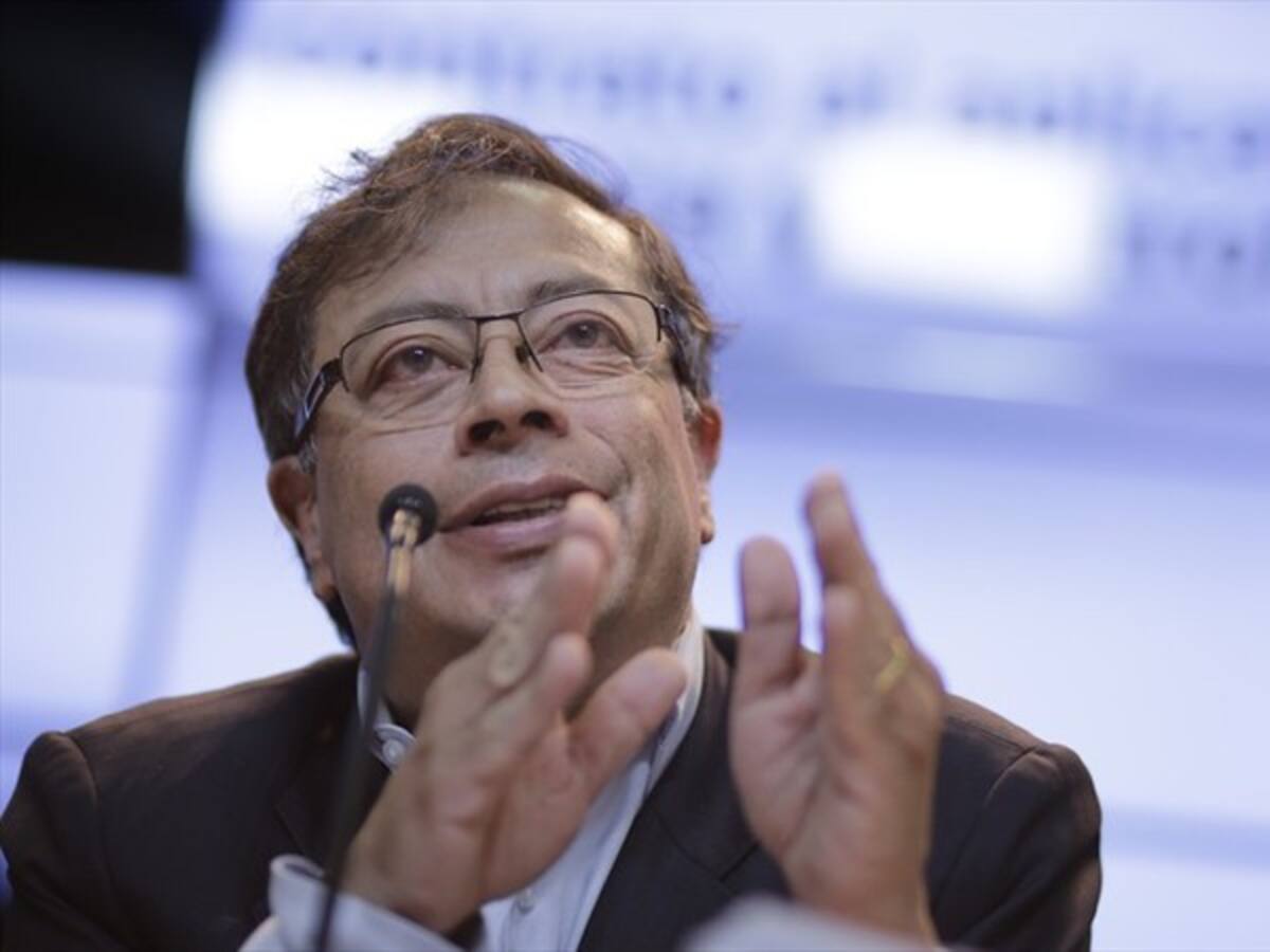 “El Pacto Histórico es entre diferentes”: Petro justifica acercamiento con Luis Pérez