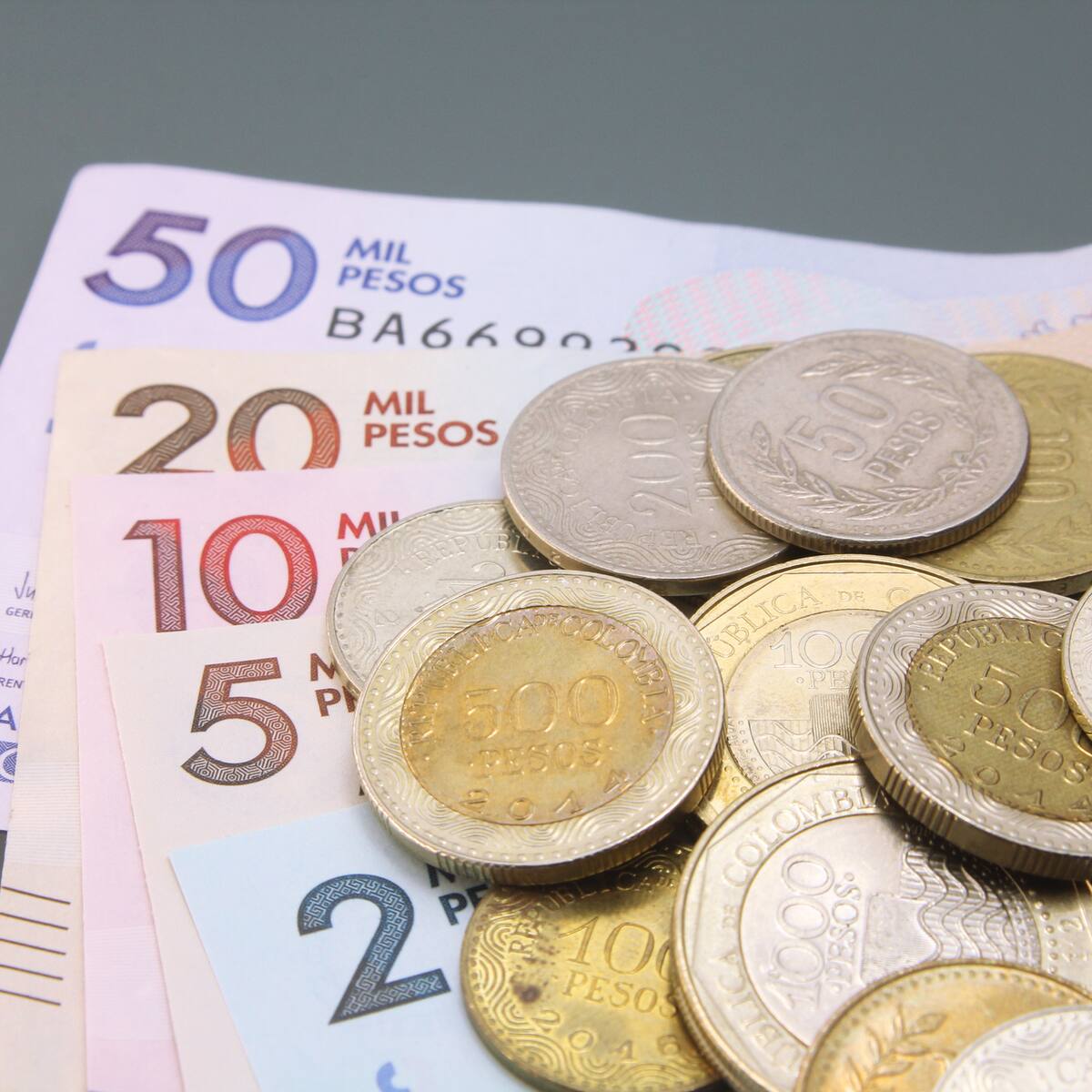 Eliminar el ‘gota a gota’: así es el proyecto del Gobierno para plantear alternativas formales de financiación