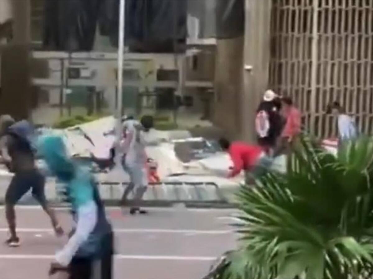 Autoridades en Barranquilla capturan a once personas por atacar la Alcaldía