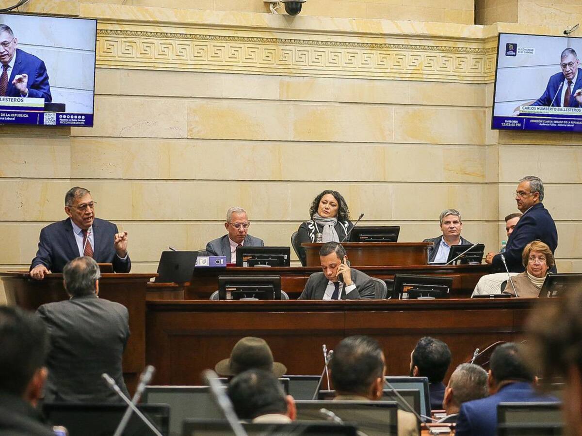 Ponencia de la resucitada reforma laboral está lista en un 90%, pero se radicará el lunes