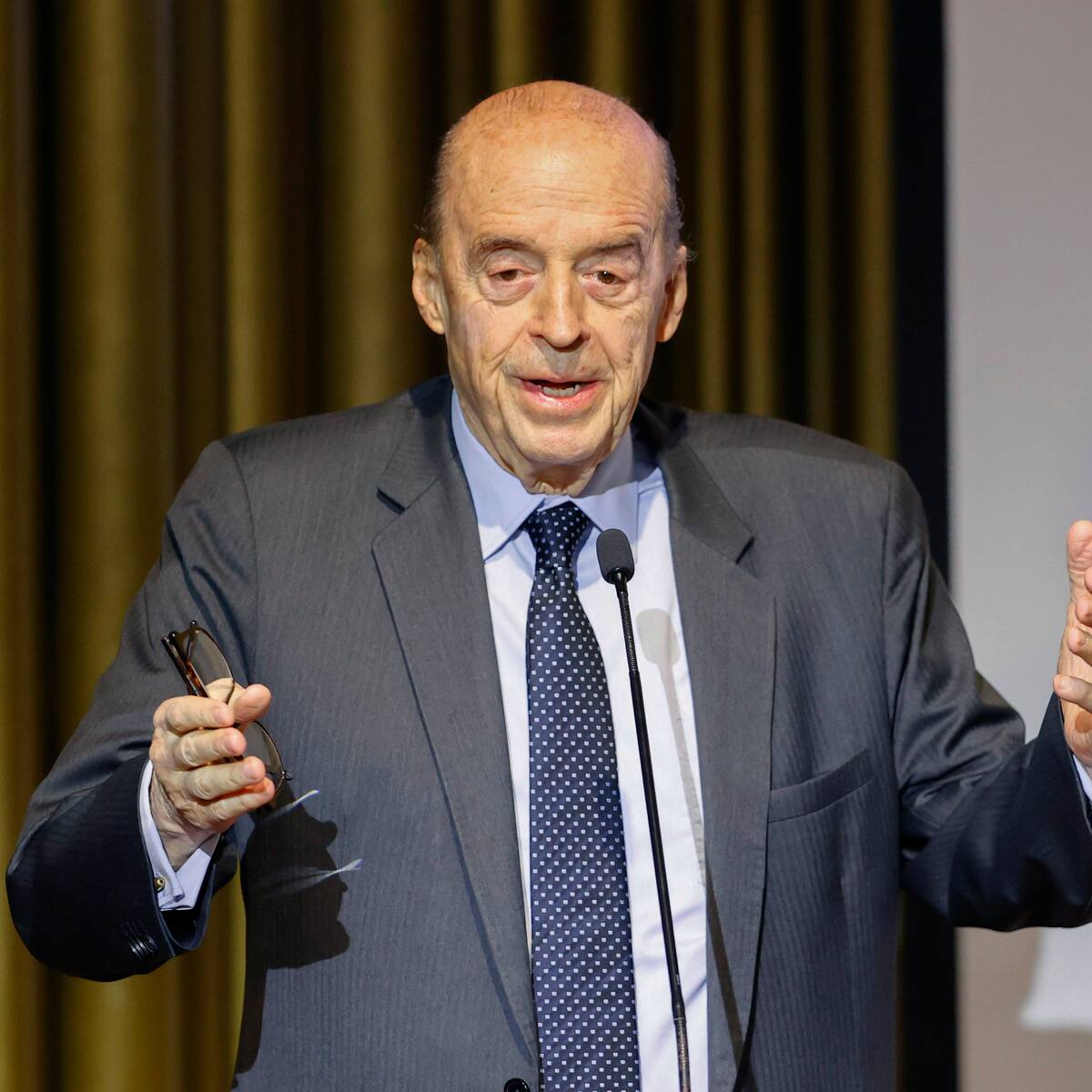 Definida fecha de imputación de cargos contra Álvaro Leyva: será el 9 de diciembre