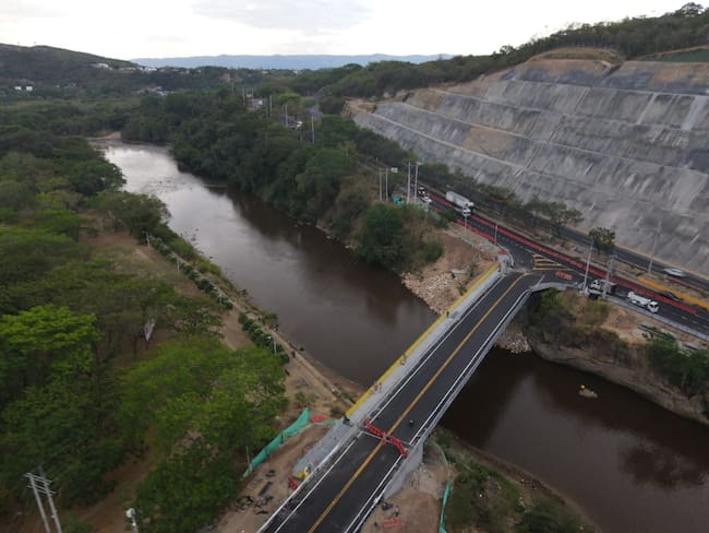 Puente de Tolemaida en la vía Bogotá -Girardot en Cundinamarca. Foto: Cortesía.