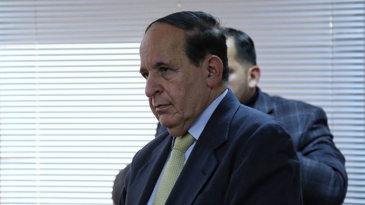 JEP da última oportunidad a Álvaro Ashton para evitar su expulsión y lo cita a audiencia