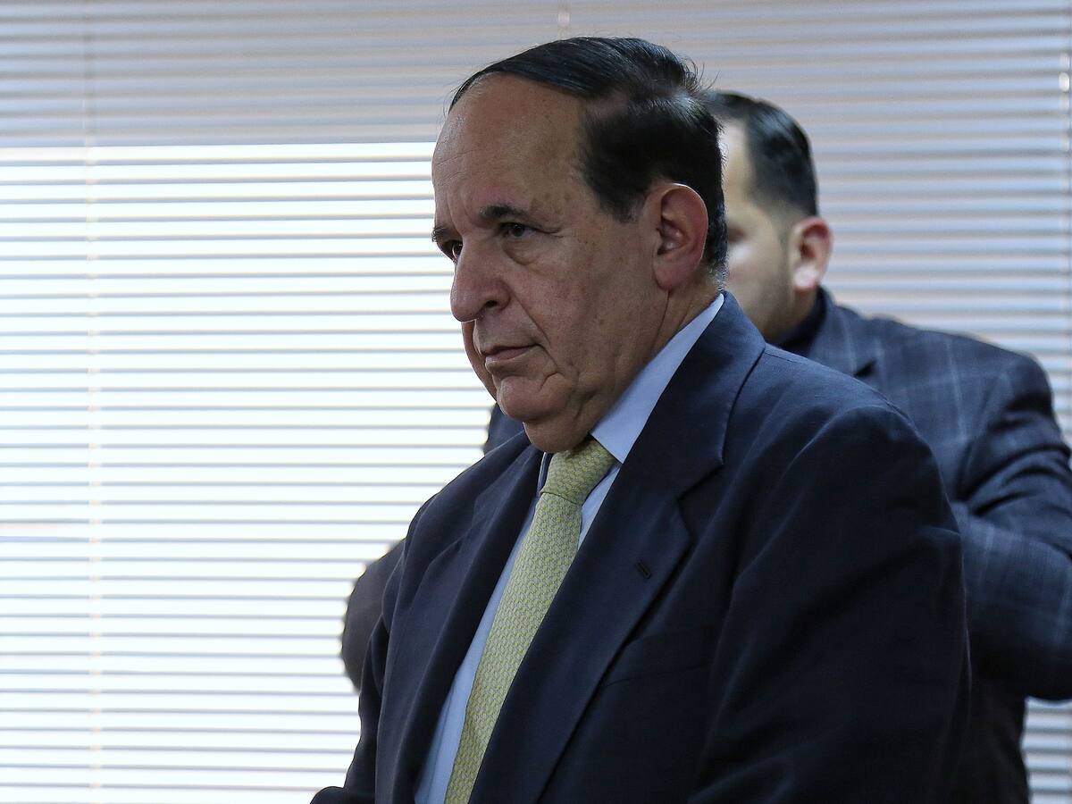 JEP da última oportunidad a Álvaro Ashton para evitar su expulsión y lo cita a audiencia