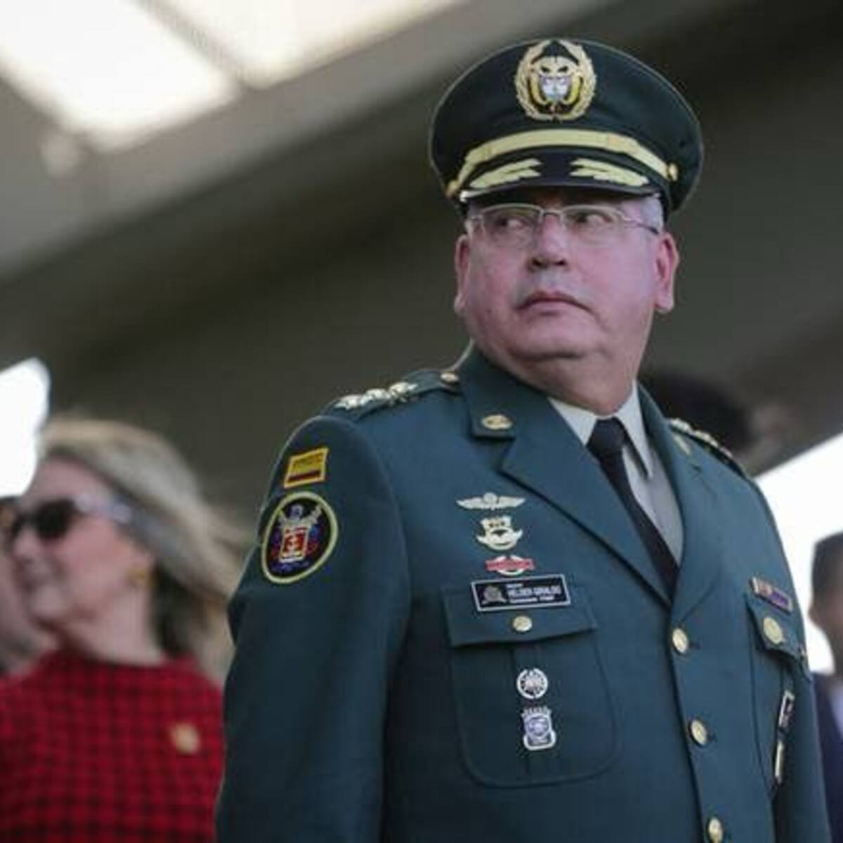 Las razones de la salida del general Helder Giraldo de la comandancia de las FF.MM.