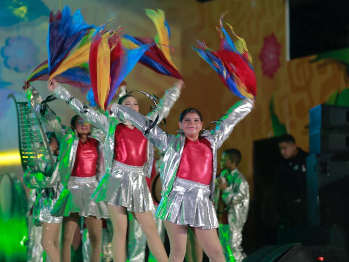 Con festival gastronómico y musical, se celebra el Día de la Independencia en el Atlántico