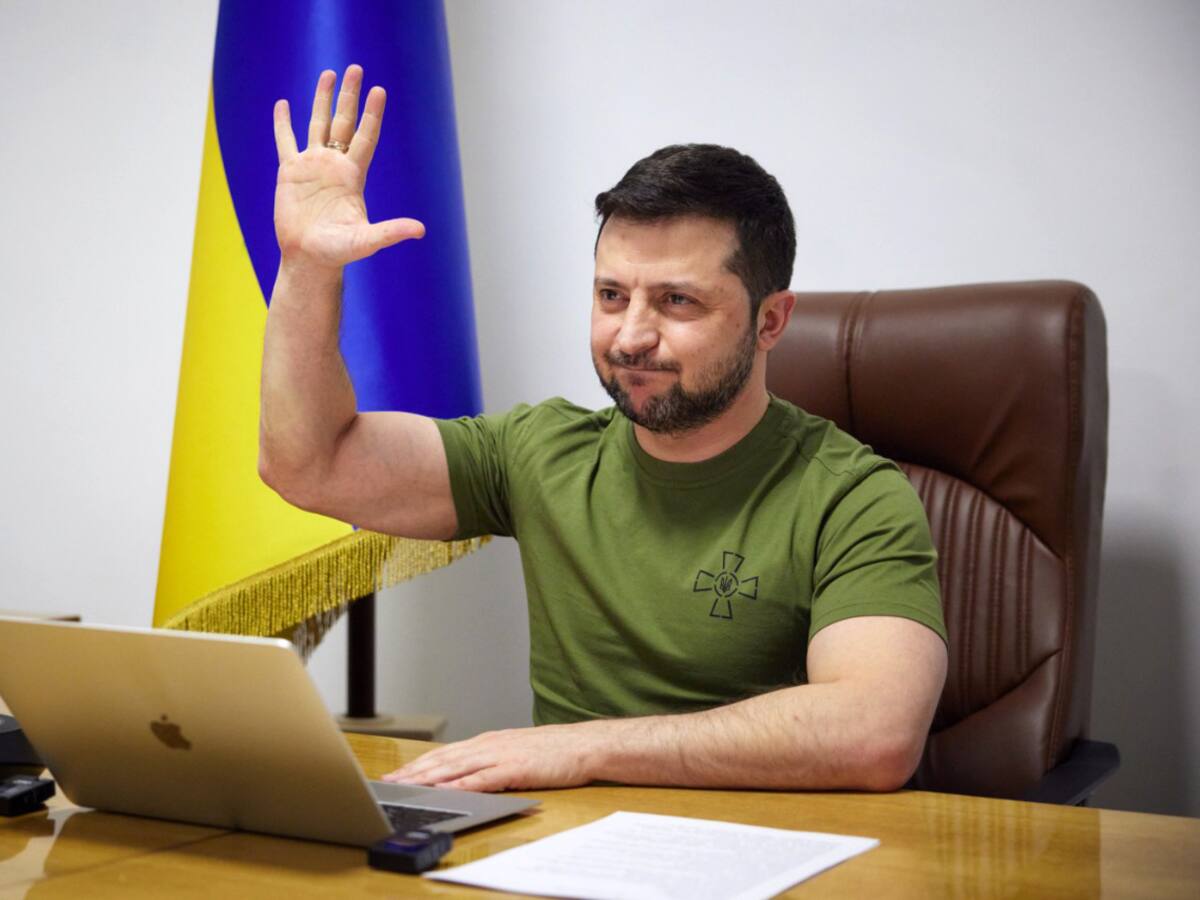 Zelenski destituye a dos generales ucranianos por “traidores”