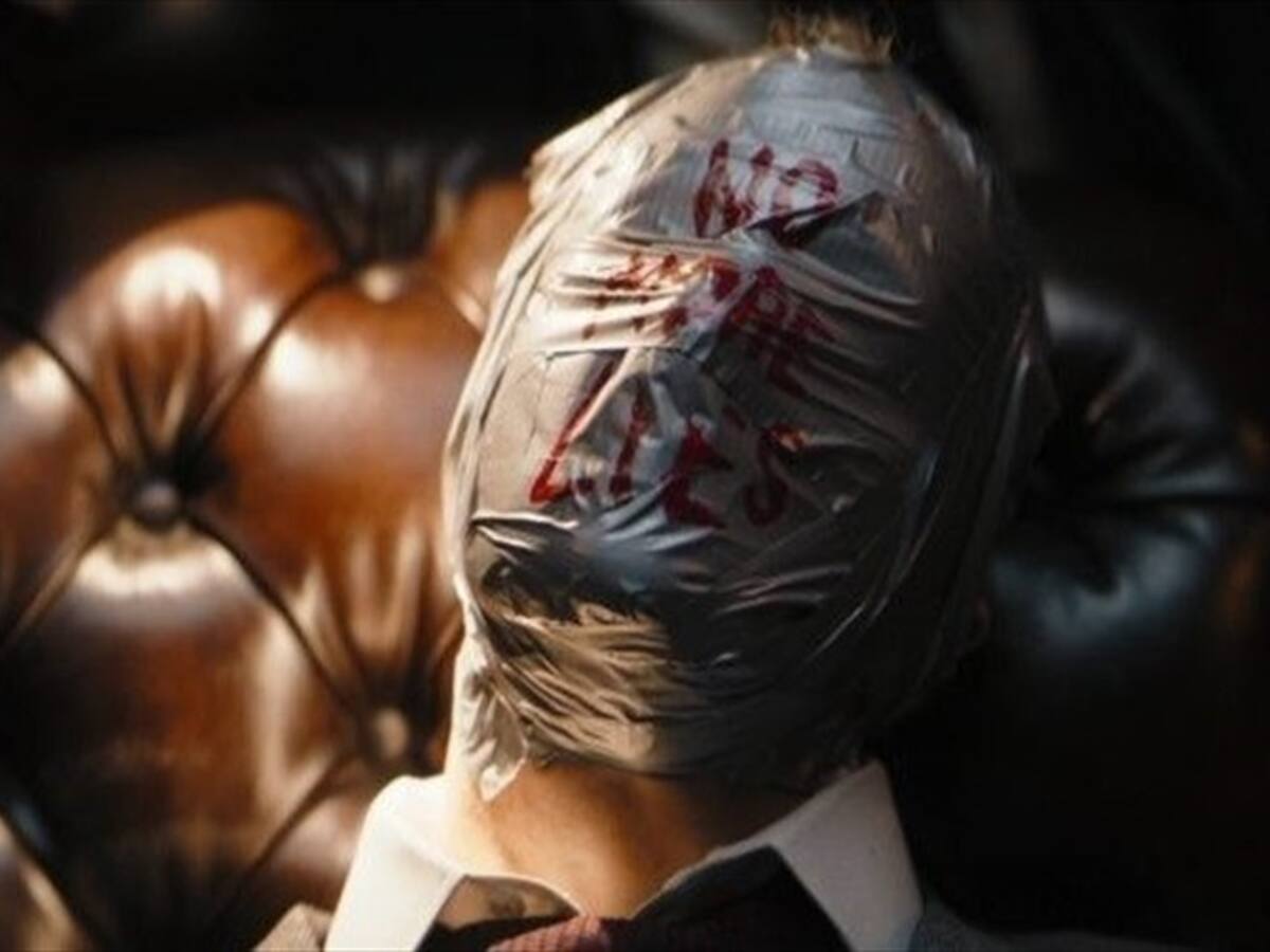 Brutal tráiler de 'The Batman' con un violento Robert Pattinson: "Está muy loco"