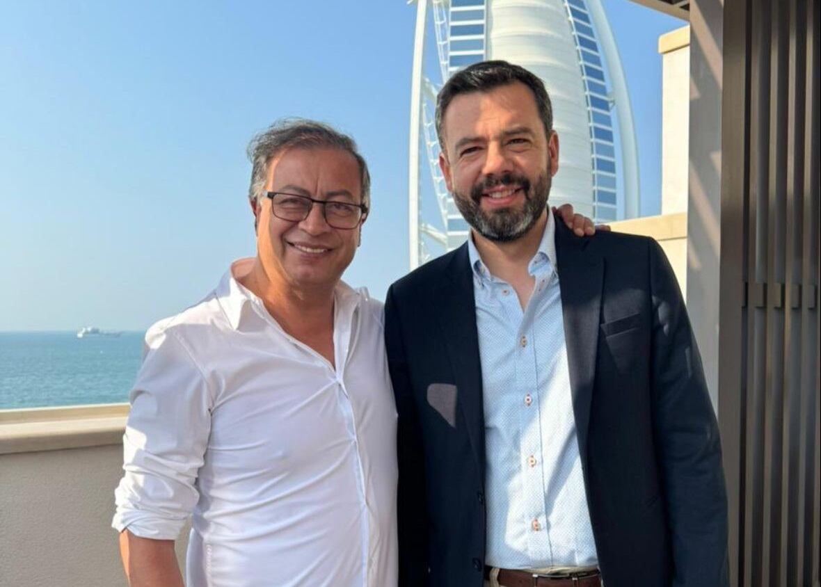 Presidente Gustavo Petro y el alcalde Carlos Fernando Galán se reunieron en la COP28. Foto: Suministrada.
