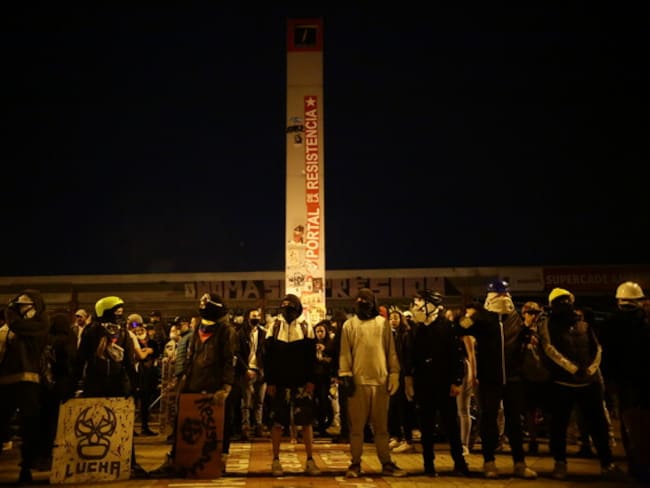 Jóvenes de la Primera Línea en el 'Portal Resistencia' en el sur de Bogotá en 2021 / foto: Colprensa