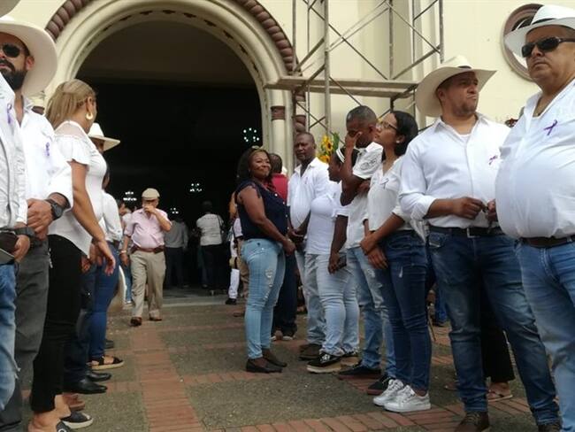 Familiares de los fallecidos recibieron sus restos en la sede de Medicina Legal en Cali y los trasladaron a sus lugares de origen donde se efectuaron actividades simbólicas . Foto: Cortesía Santiago Saldarriaga