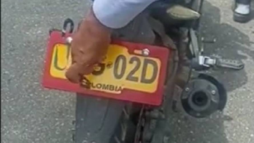 Placas adulteradas/tomada del video.