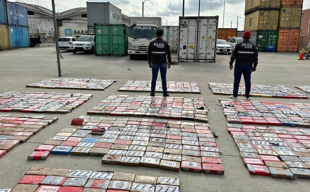 Contra el tráfico Internacional de drogas. Foto Twitter: @CmdtPoliciaEc