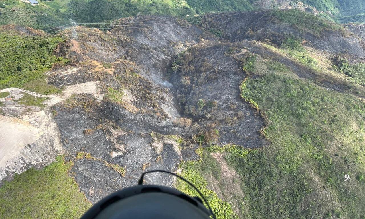 Incendio en Ocaña, Norte de Santander. Foto: FAC