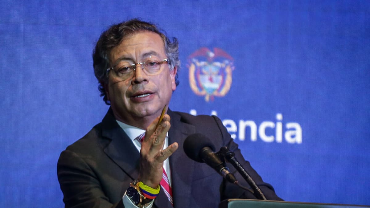 Sin nombrar directamente a David Racero, Petro se pronunció sobre denuncias de abuso laboral