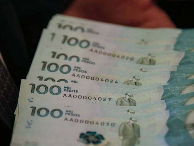 A las fiestas asisten los miembros de dicha banda criminal /Dinero, imagen referencia. Foto: Colprensa(Thot).